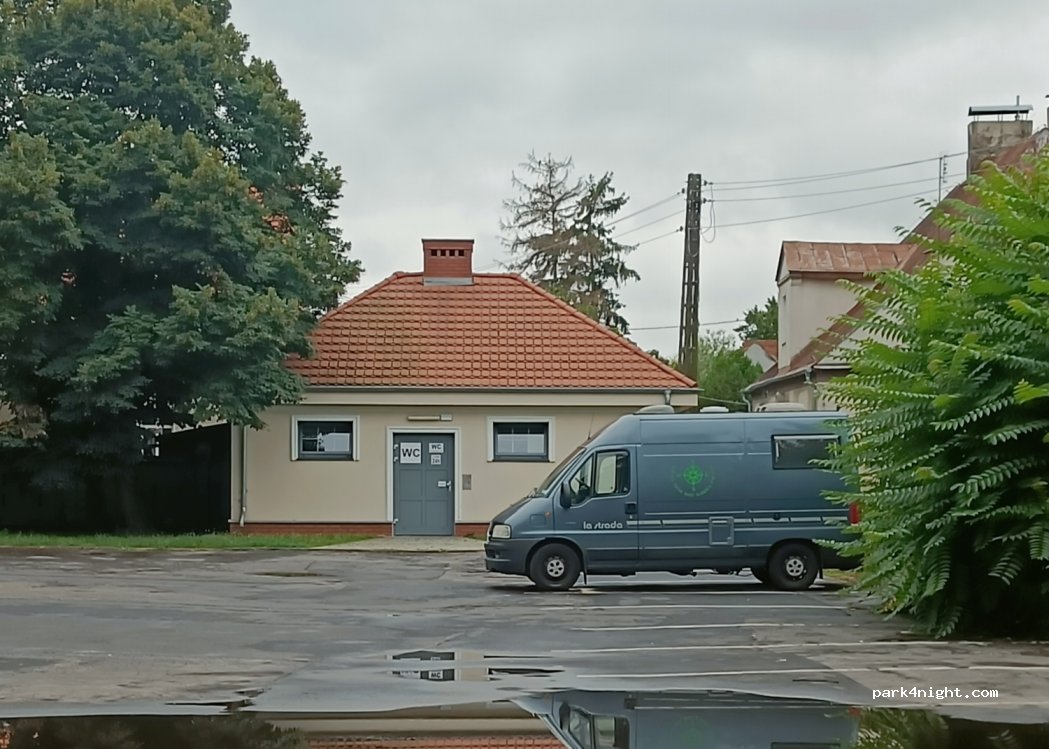 (62-035) Kórnik - Zamkowa — foto 2