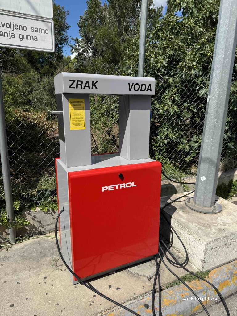 (22000) Šibenik - 15 Put Bioca — foto