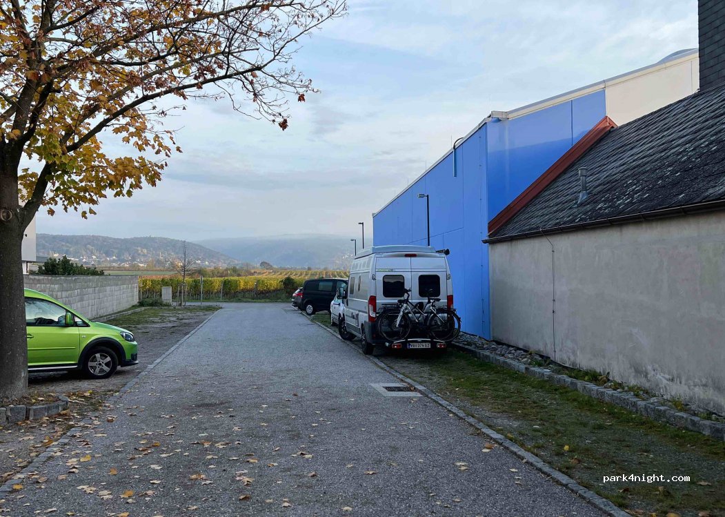 (2504) Sooß - 21 Thomas Wendt-Straße — foto 2