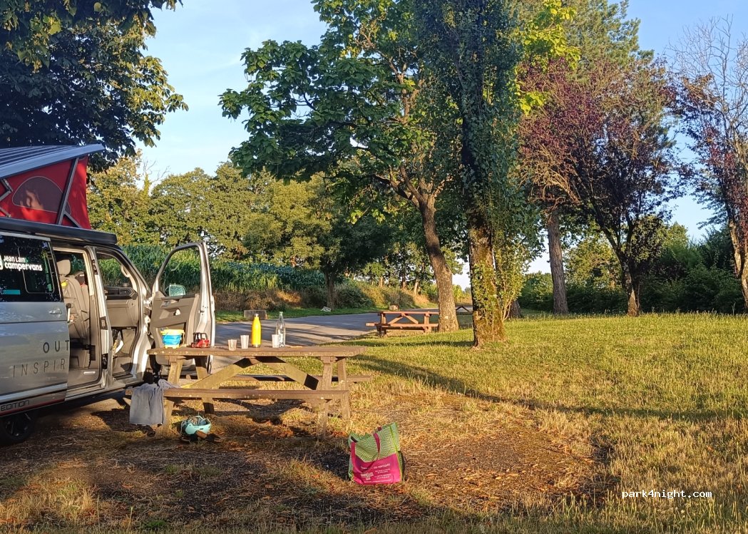 (35133) Saint-Germain-en-Coglès - — foto