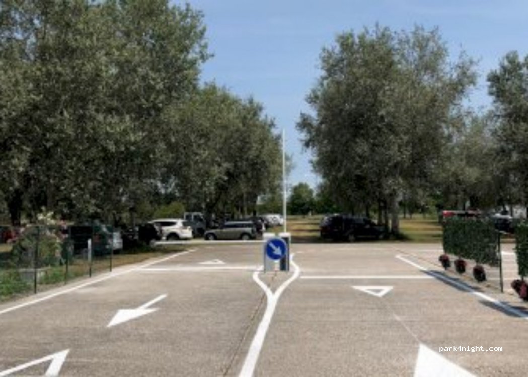 (30173) Venezia - 22 Via San Giuliano — foto 2