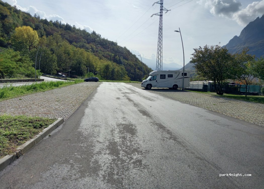 (25044) Capo di Ponte - 12 Via Don Primo Mazzolari — foto
