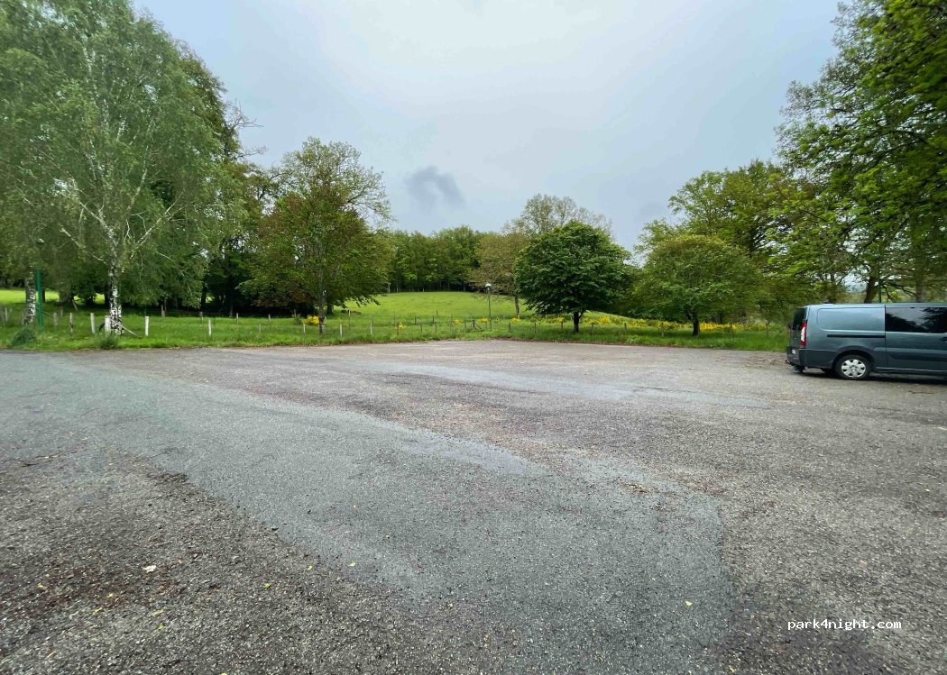 (87470) Peyrat-le-Château - Av. du Soleil Levant — foto