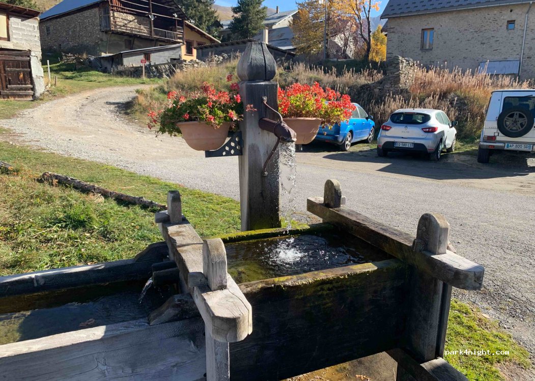 (05350) Molines-en-Queyras - 22 chemin de Peyre Bertino — foto