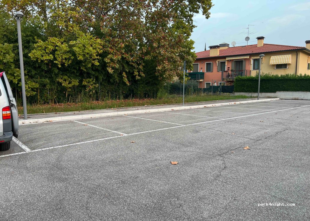 (37017) Pacengo - 20 Via Rissette — foto