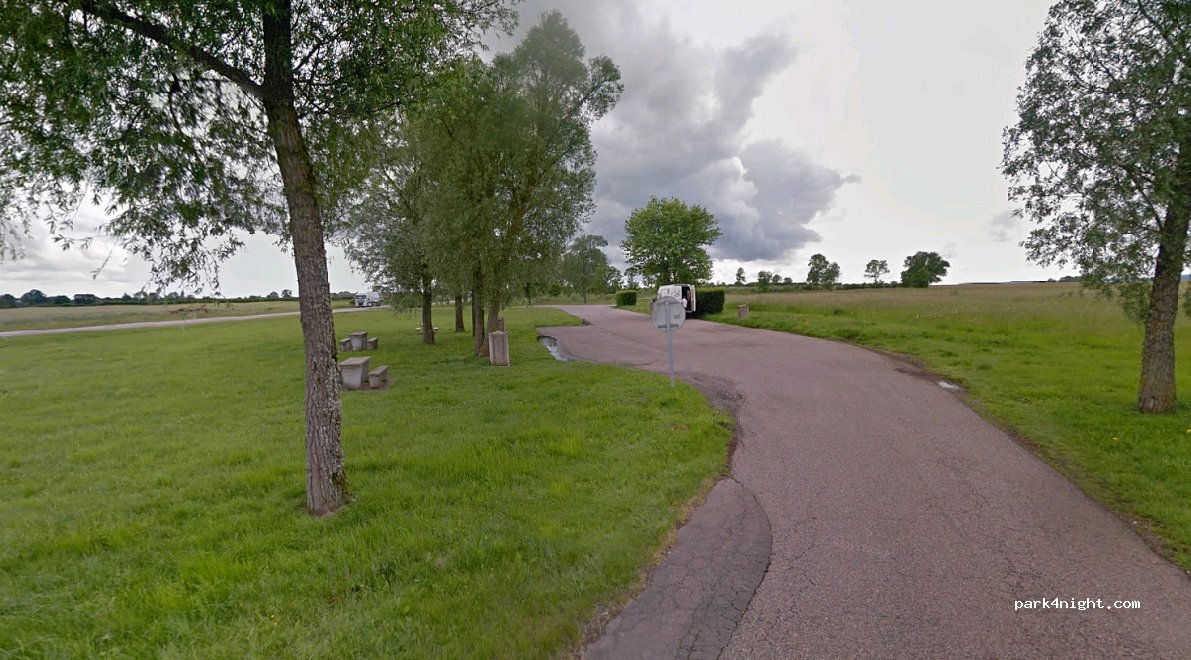 (21320) Meilly-sur-Rouvres - D981 — foto