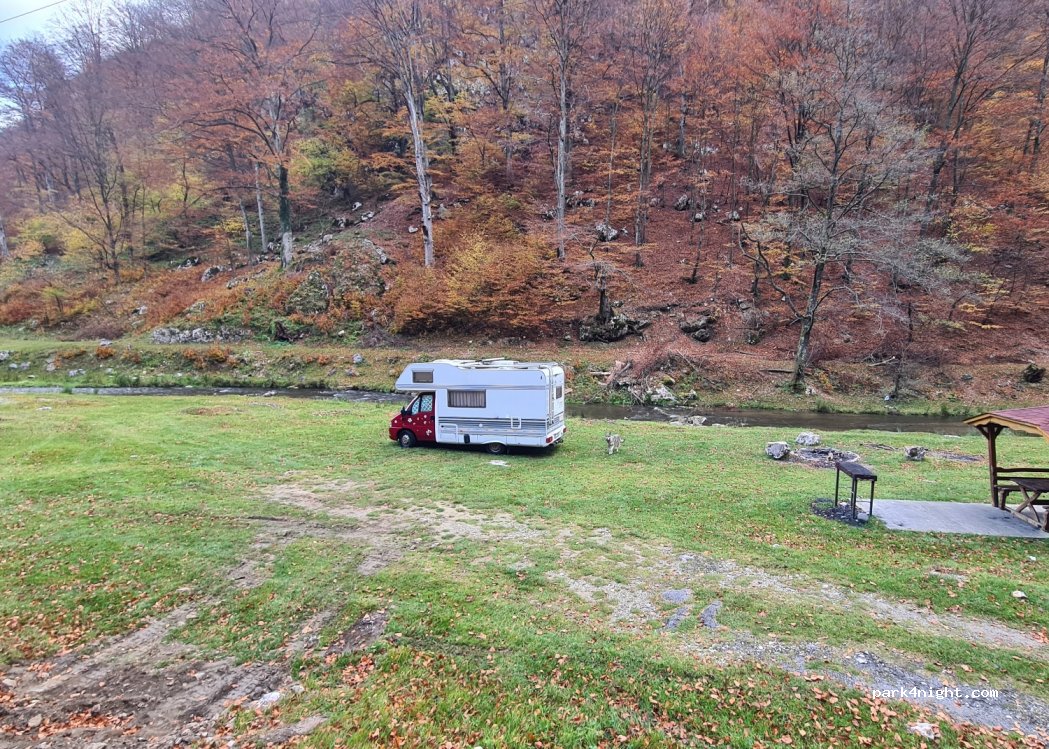 (217329) Cloșani - — foto 2