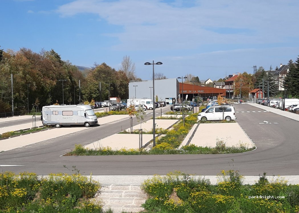 (38350) La Mure - 10 Avenue du 22 Août 1944 — foto