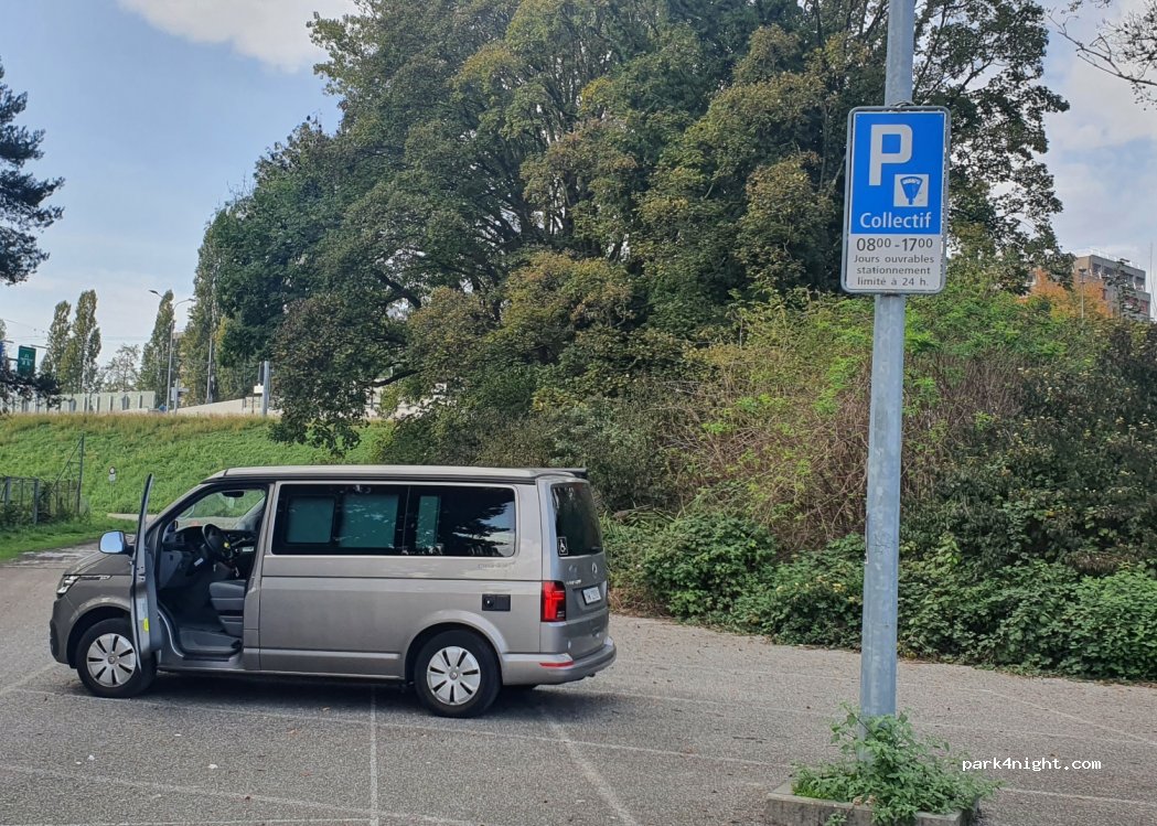 (1007) Lausanne - 65 Route de Chavannes — foto