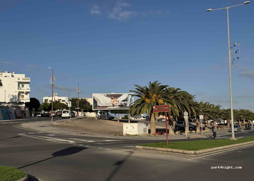 (35600) Puerto del Rosario - 59 Urbanización Sup-R3 Maj.Marcial Ue- — foto 3