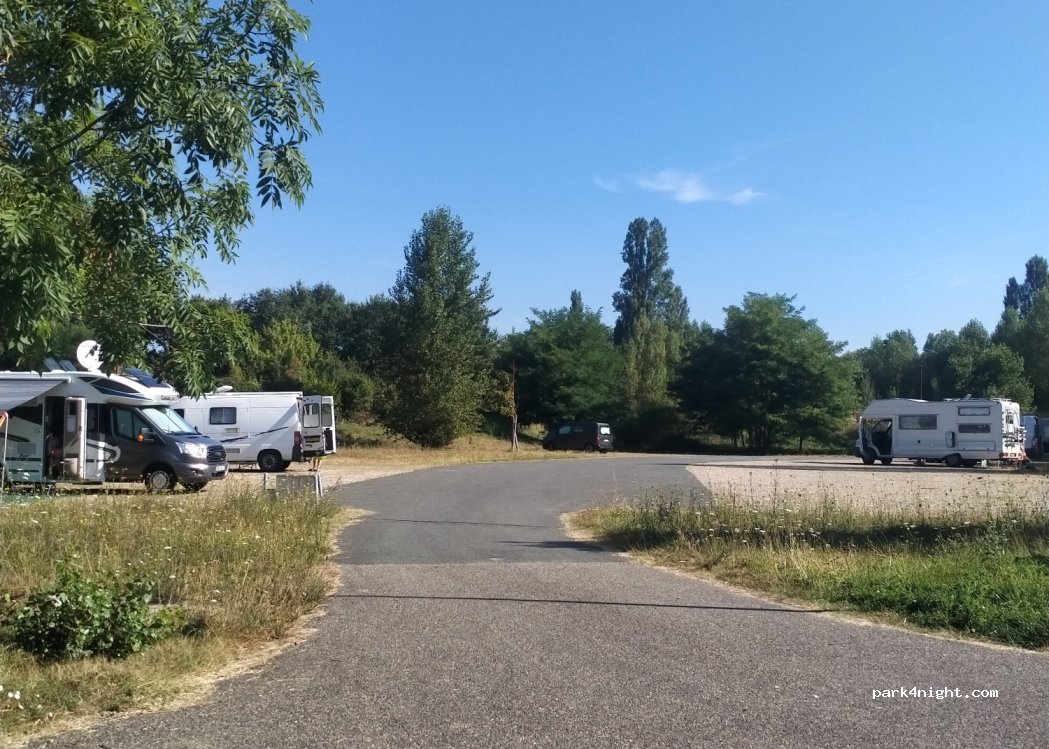 AirePark | Aire de camping-cars Bergerac | Aire de Pombonne — foto 3