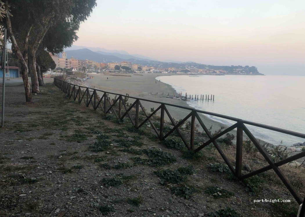 (17012) Albissola Marina - 570 Corso Baldovino Bigliati — foto 2