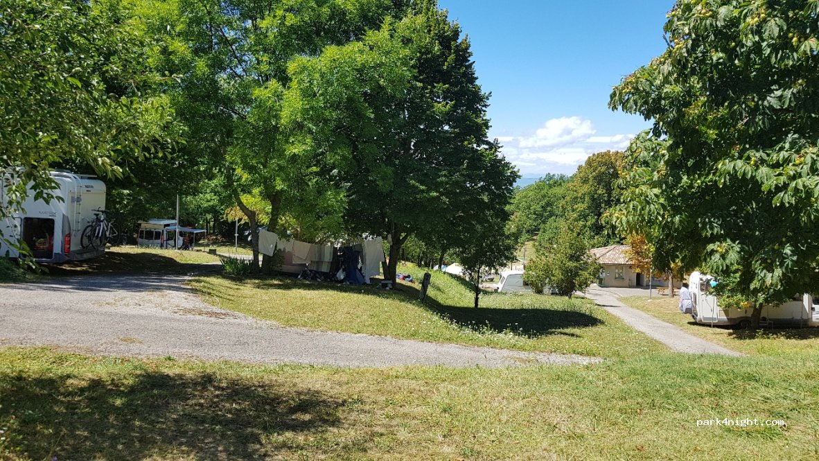 Camping municipal les Chataîgniers — foto