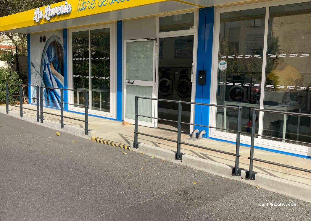 (81100) Castres - 84 Avenue de Lautrec — foto 3