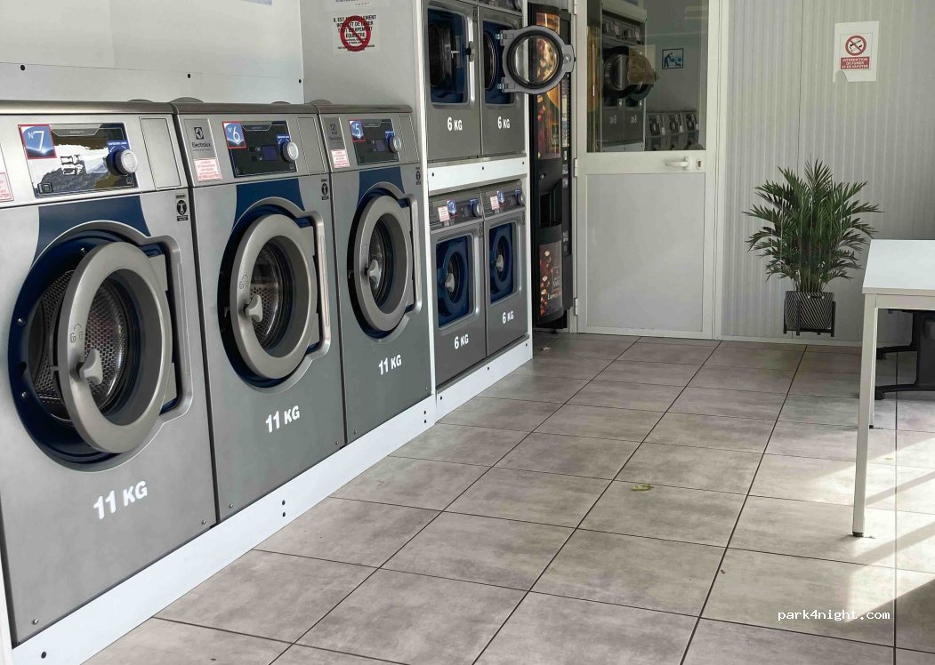 (81100) Castres - 84 Avenue de Lautrec — foto 4