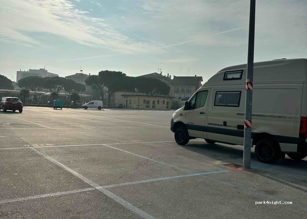 (30021) Caorle - 24 Corso G. Chiggiato — foto 3