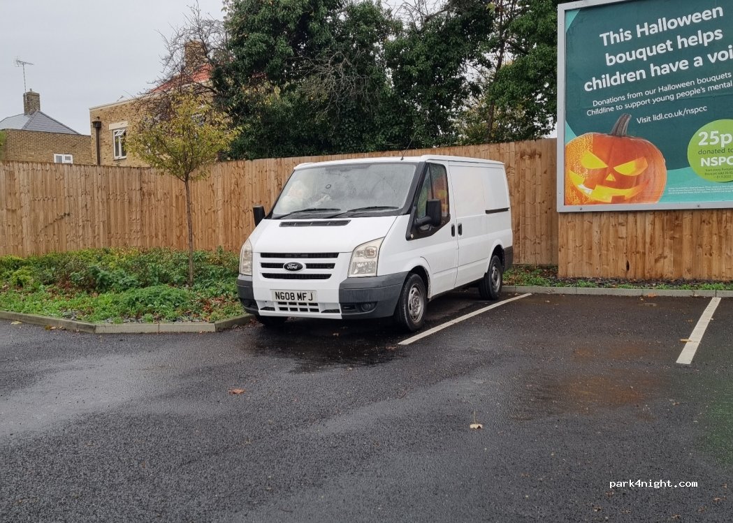 (SS3 9FT) Shoeburyness - 119A Ness Road — foto