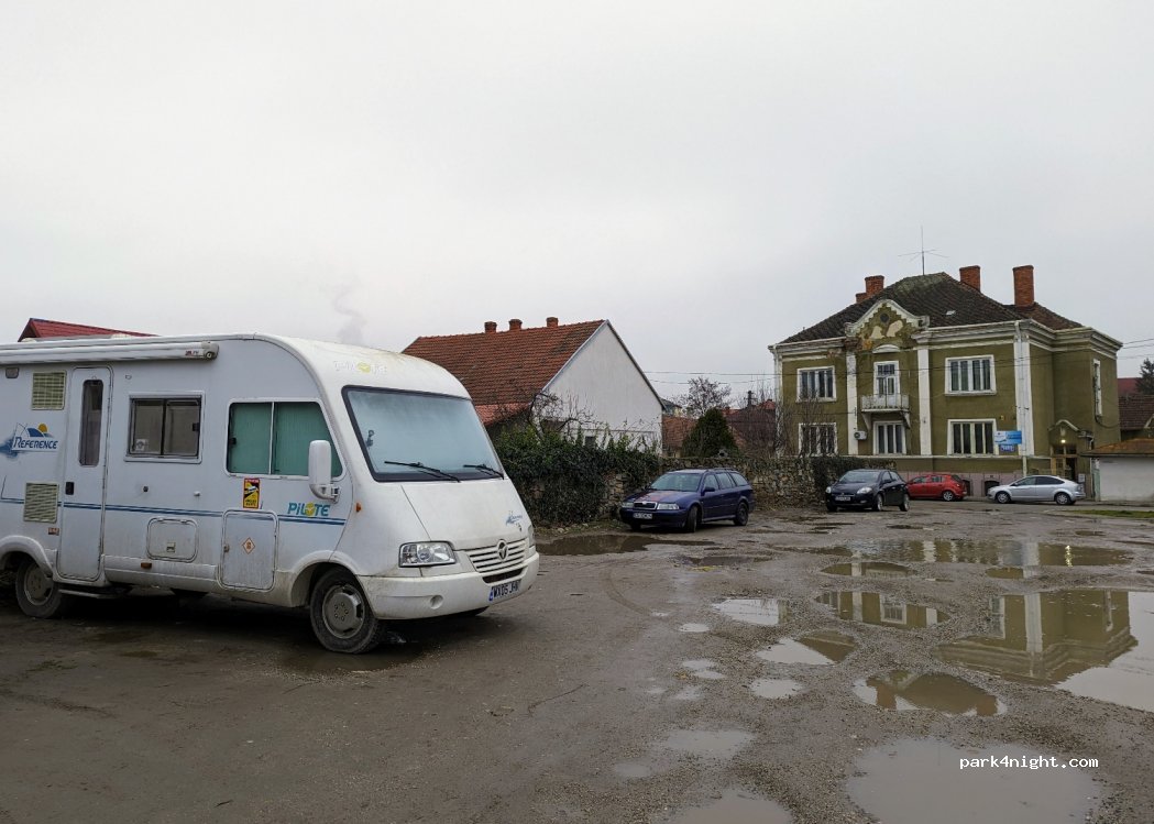(325400) Caransebeș - 1 Strada Moise Groza — foto 2