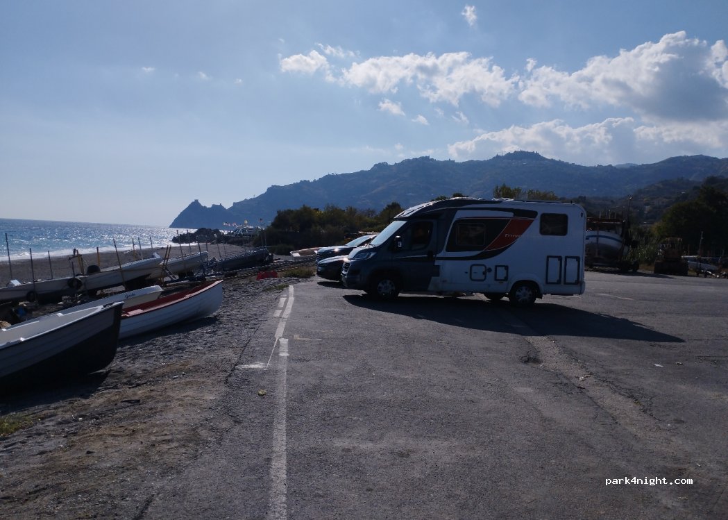 (98028) Santa Teresa di Riva - 22 Via Agrò — foto
