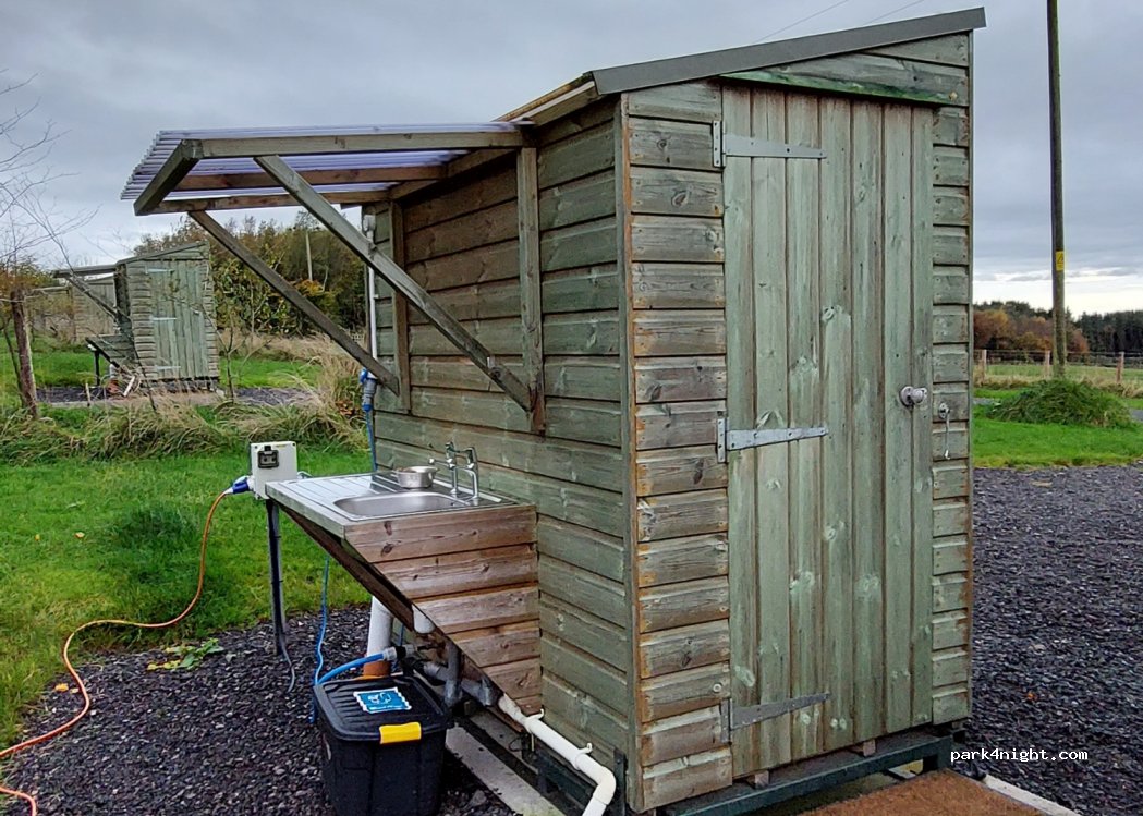 South Lamb Hill Caravan Site — foto