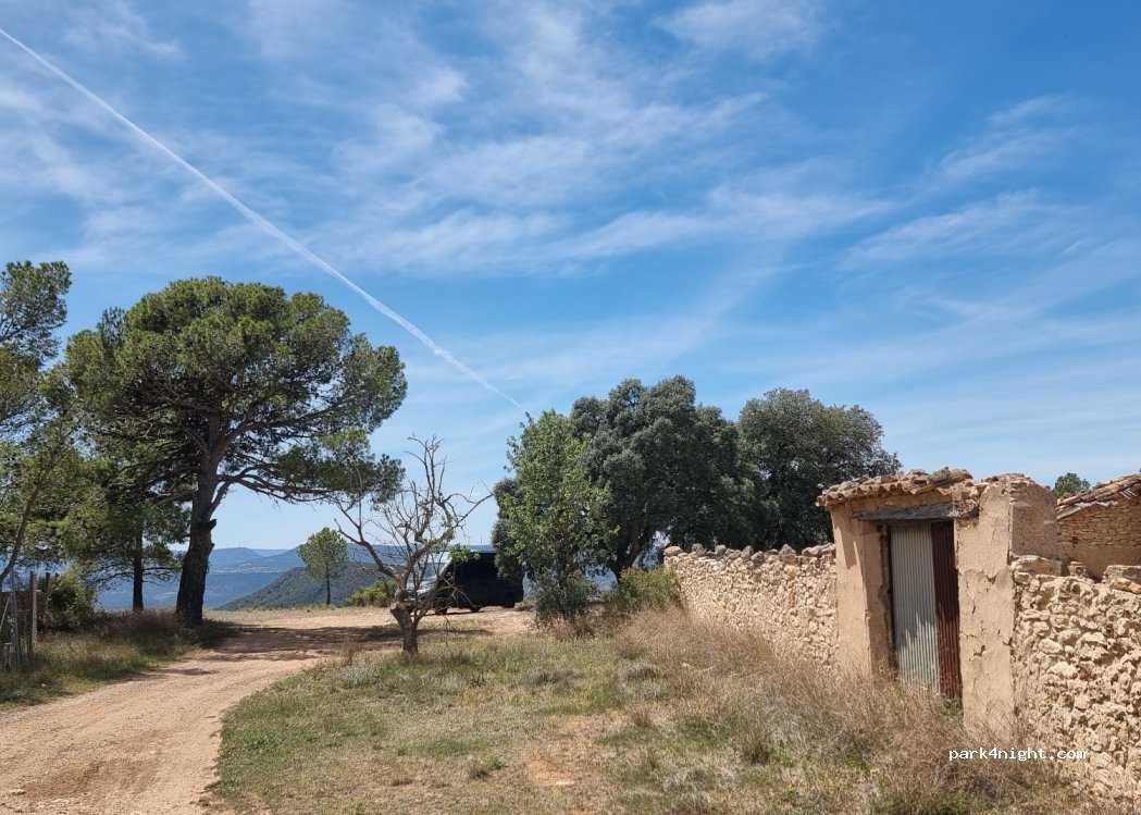 (46625) Cofrentes - 21 Plaça Poligono 3 — foto 3