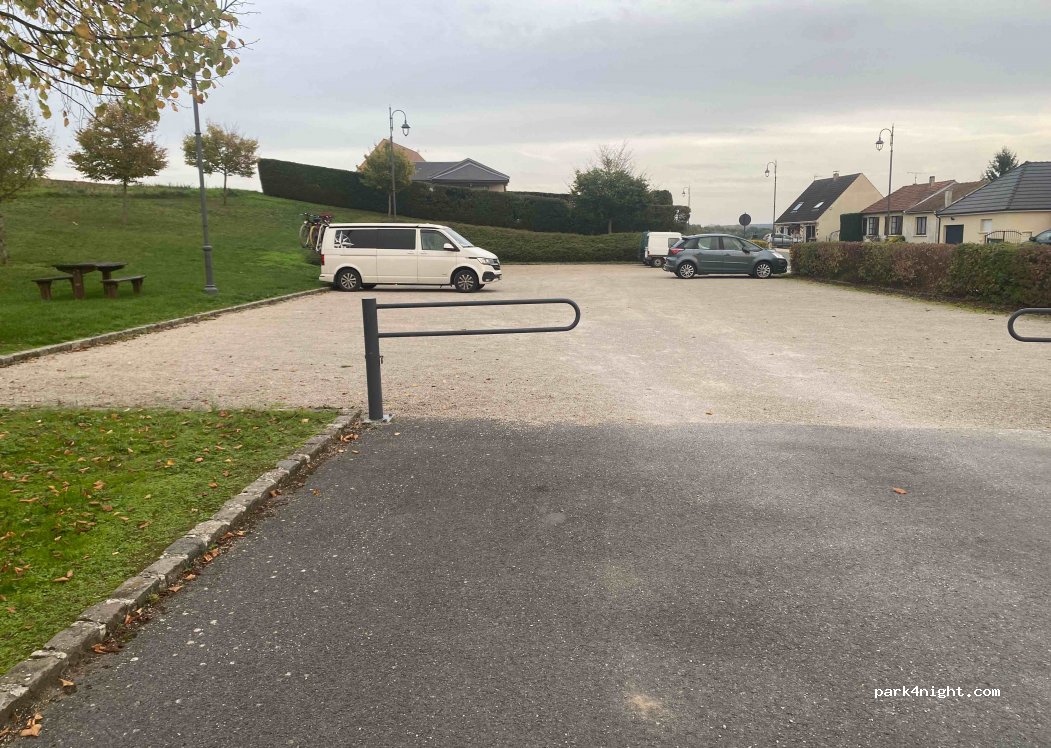 (02860) Neuville-sur-Ailette - D19 — foto