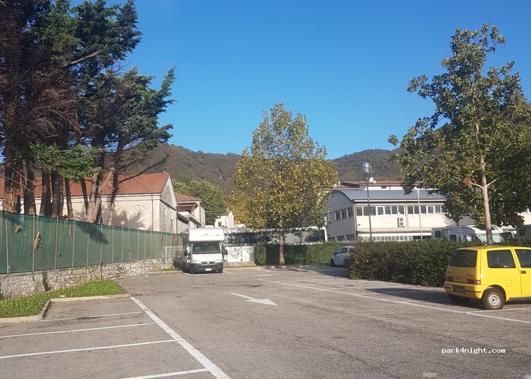 (31049) Valdobbiadene - 9 Via della Pace — foto 2