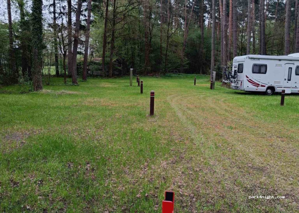 Wohnmobilstellplatz am Waldbad Hanstedt — foto 4