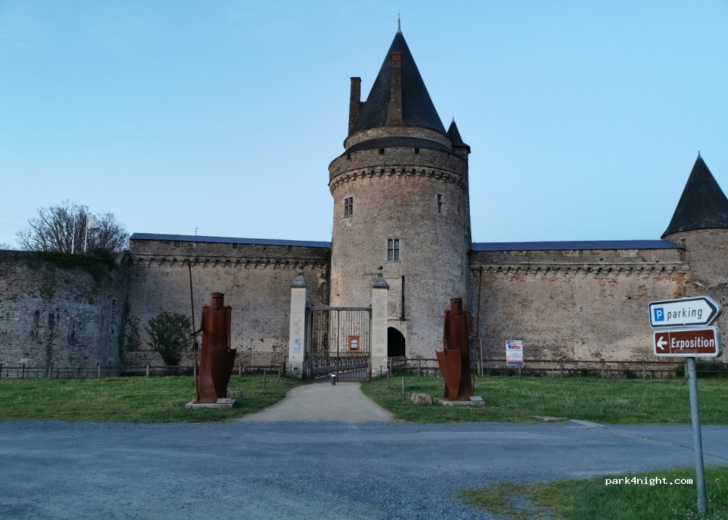 (44130) Blain - 2 Allée Olivier V de Clisson — foto
