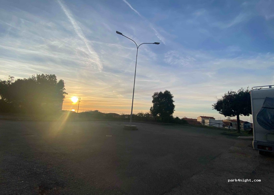 (57027) San Vincenzo - 1PALAZZO Via Aurelia Nord — foto
