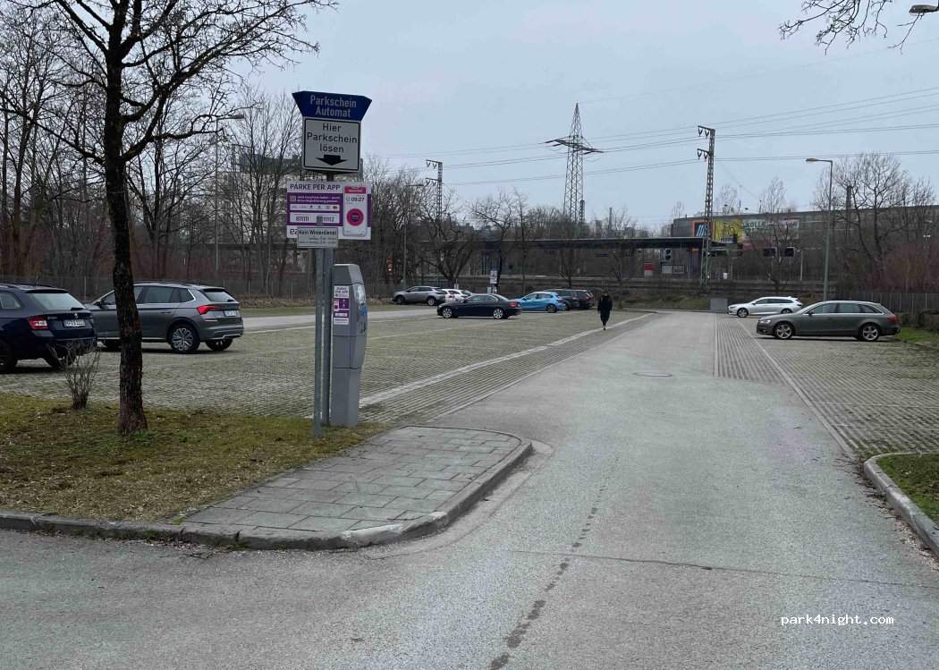 (81241) München - Haberlandstraße — foto