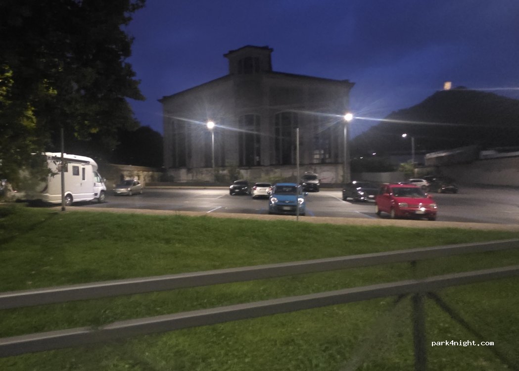 (22100) Como - 4 Via Sant'Abbondio — foto 5