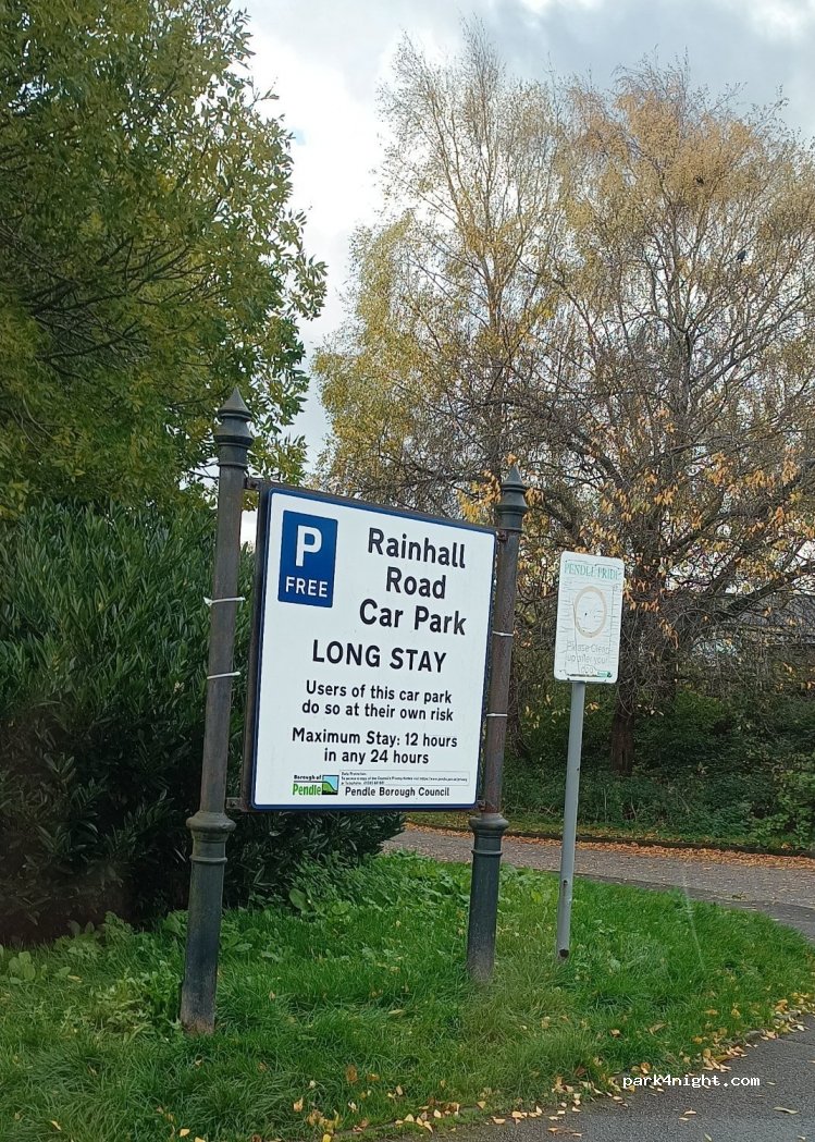 (BB18 6AA) Barnoldswick - 47 Rainhall Road — foto