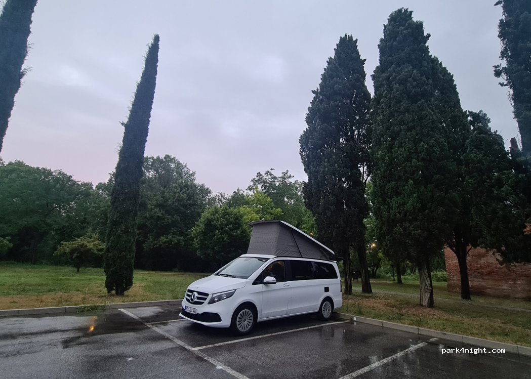 (47838) Riccione - Via Vittime Civili — foto 2