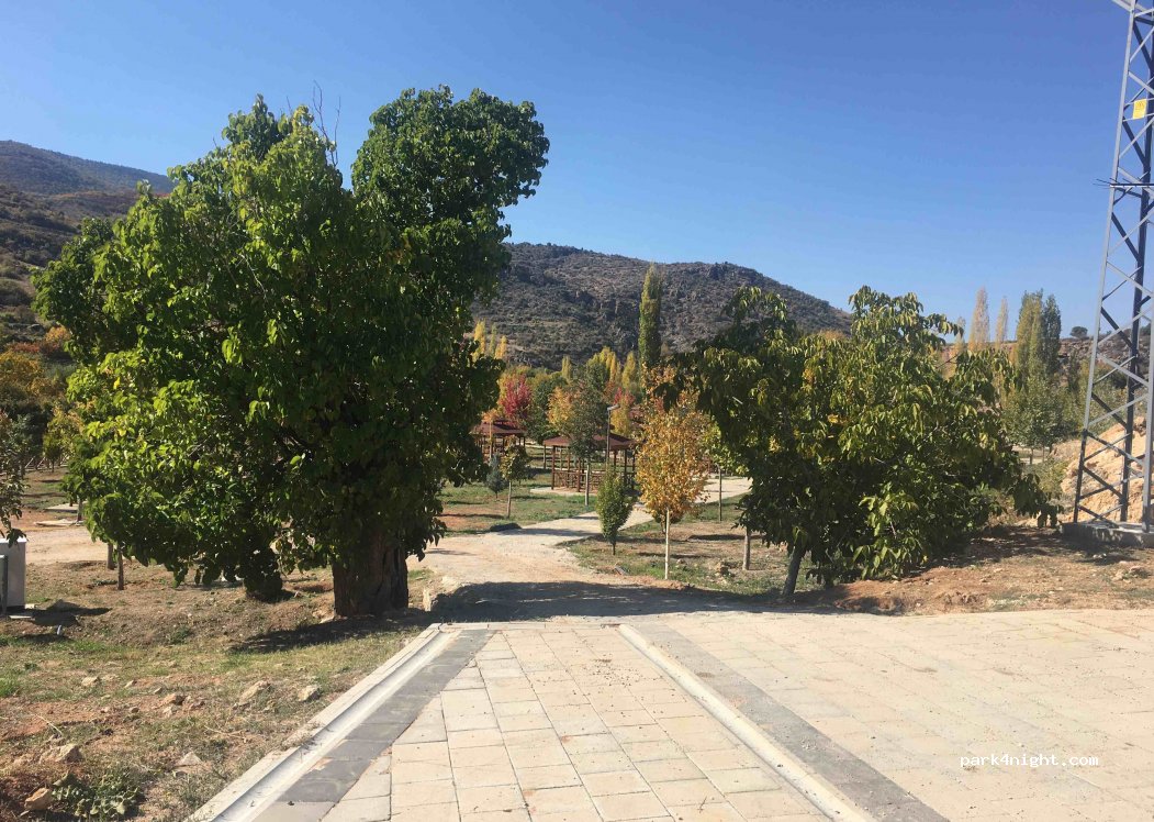 (42830) Hadim - Unnamed Road — foto