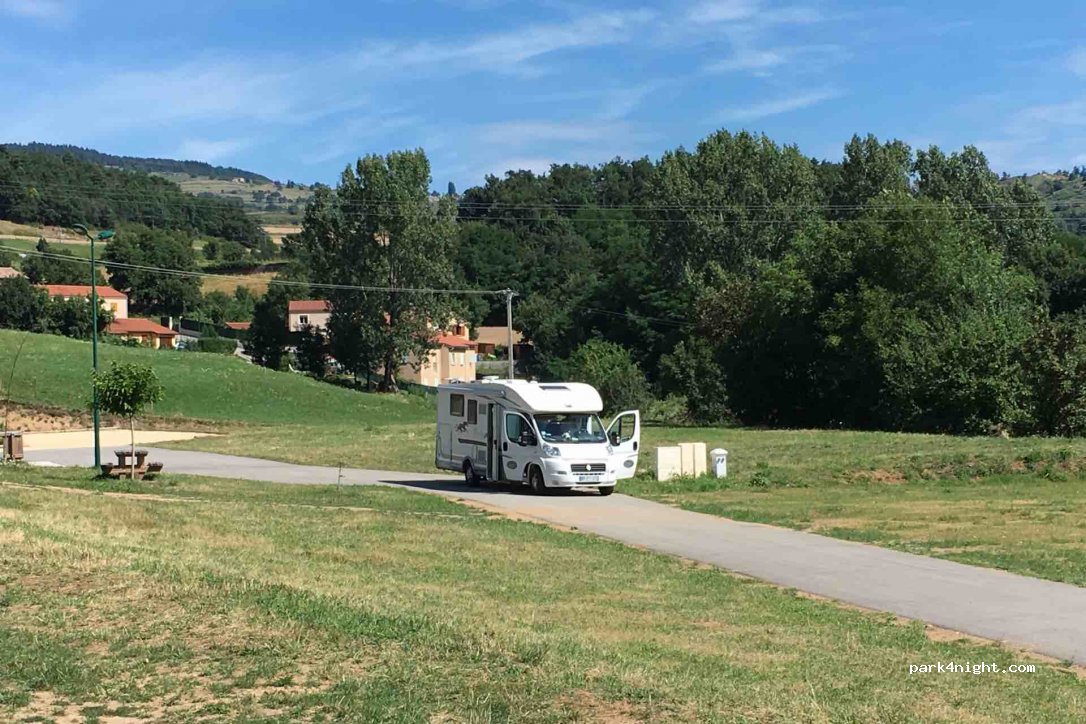 Aire de camping-cars Vanosc — foto