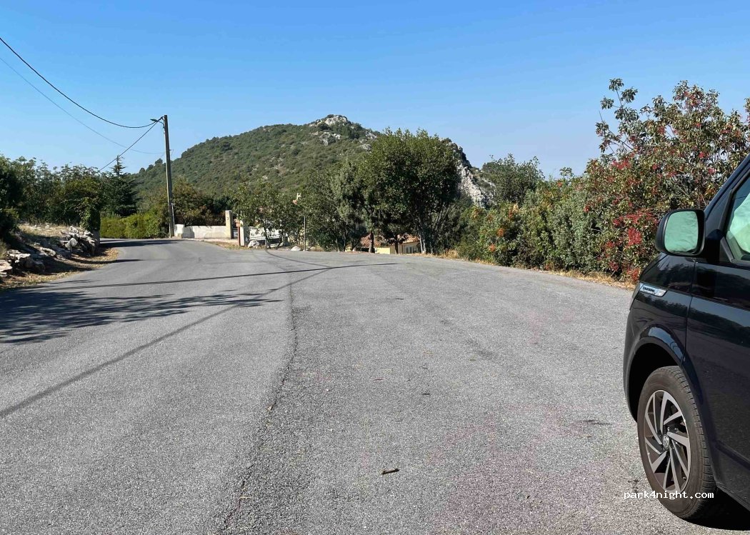 (06440) Peille - 270 Route des Lacs — foto 3