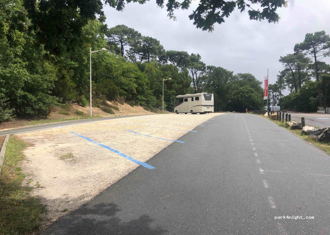 (33120) Arcachon - 1 B Avenue du Docteur Lorentz Monod — foto 2