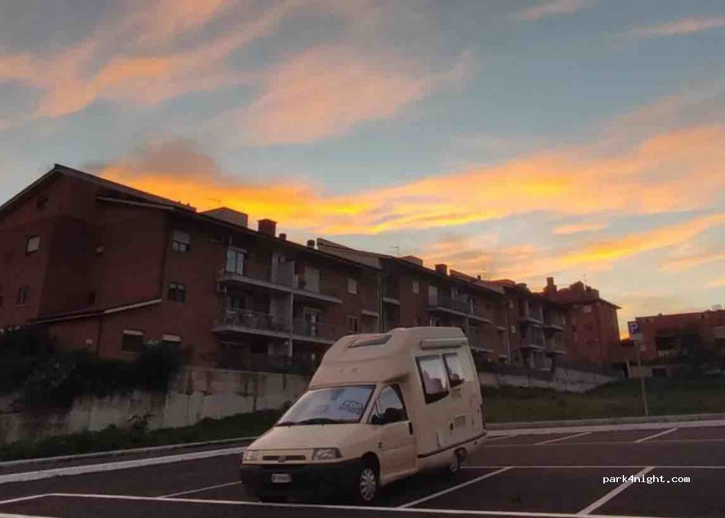 (00123) Roma - 42 Viale Roberto Lerici — foto