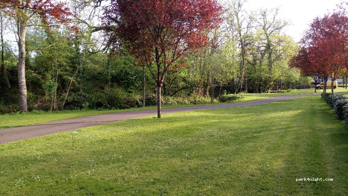Camping municipal De l'Allochon — foto
