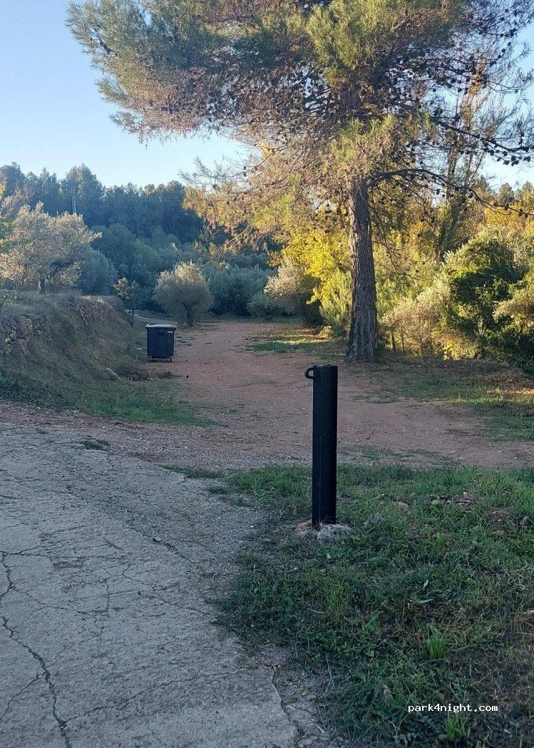 (12415) Matet - Unnamed Road — foto