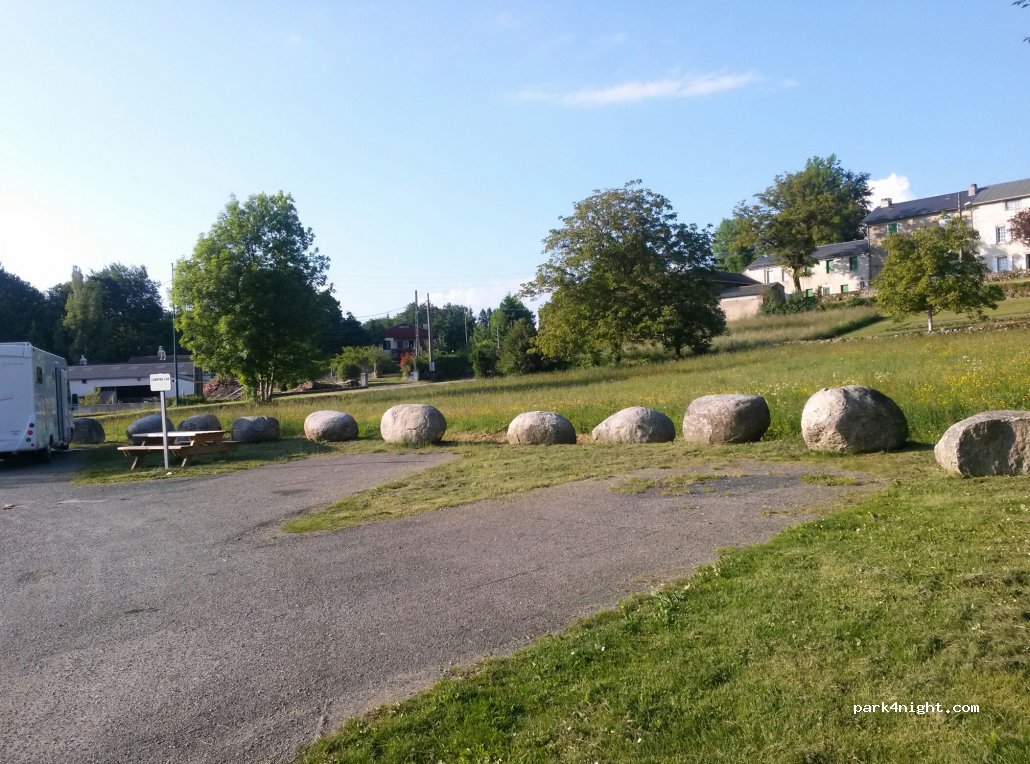 (81260) Anglès - Route de Saint-Pons — foto 2