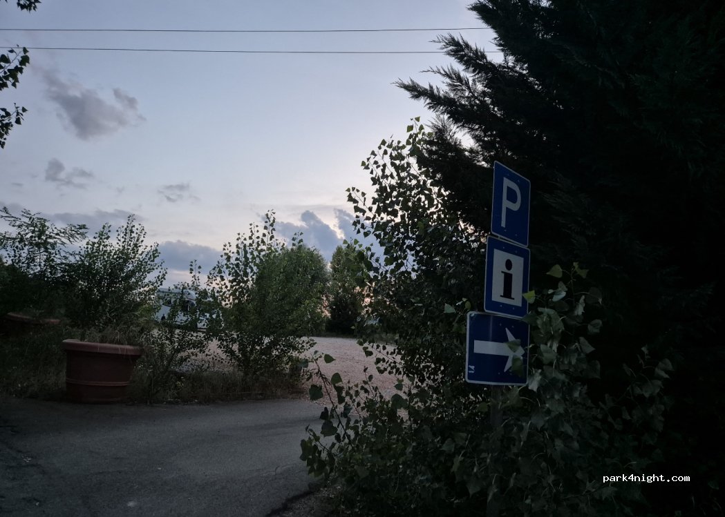 (2045) Törökbálint - 10 Őrház utca — foto 2