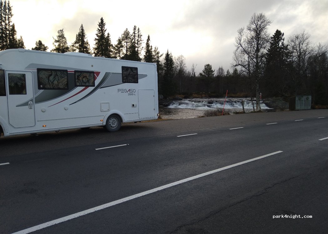 (790 91) Idre - 4 BLOMSTERJOTVÄGEN — foto
