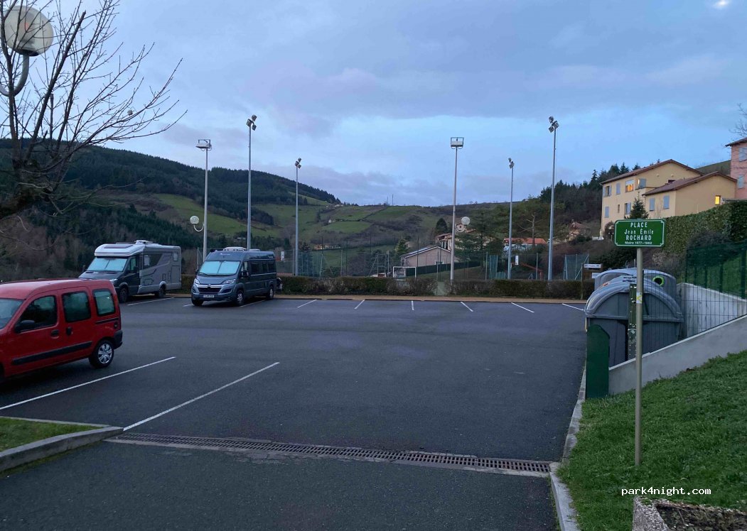 (69170) Saint-Marcel-l'Éclaire - Rue du Gîte — foto 3