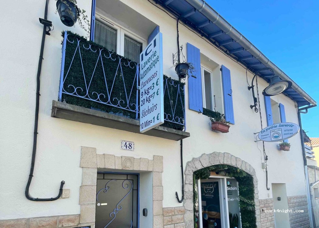 (30500) Saint-Ambroix - 46 Rue de la République — foto