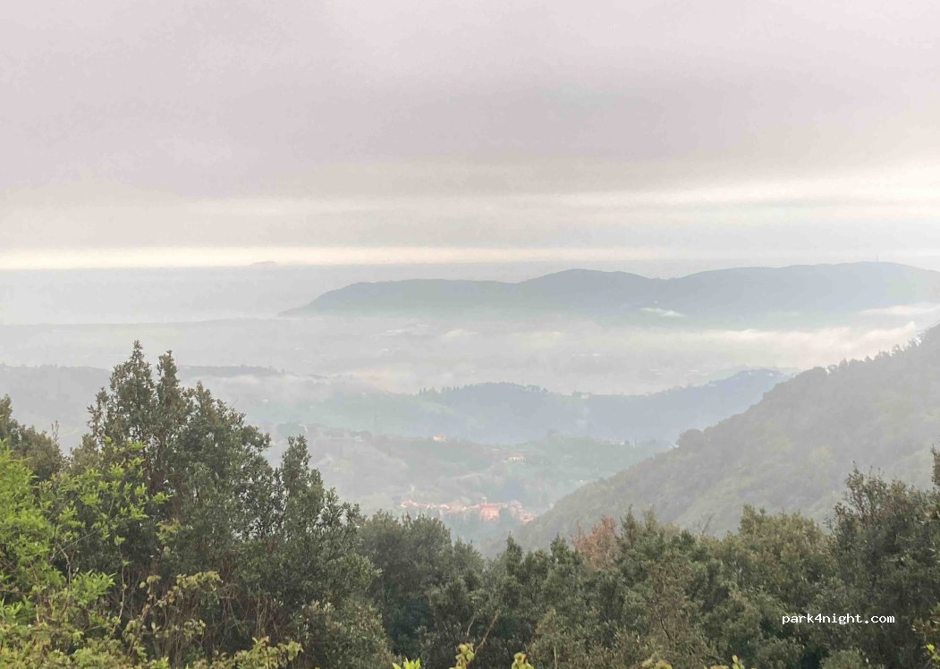 (54035) Fosdinovo - Unnamed Road — foto