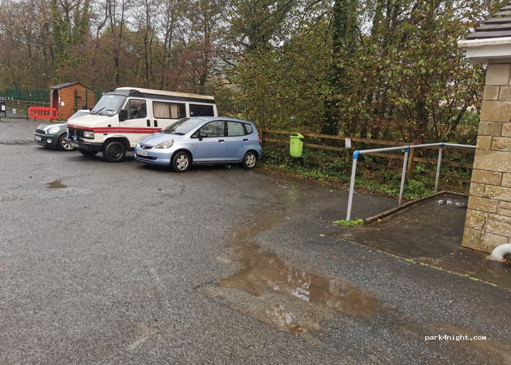 (SA19 7JH) Llansawel - 1 Marlais View — foto