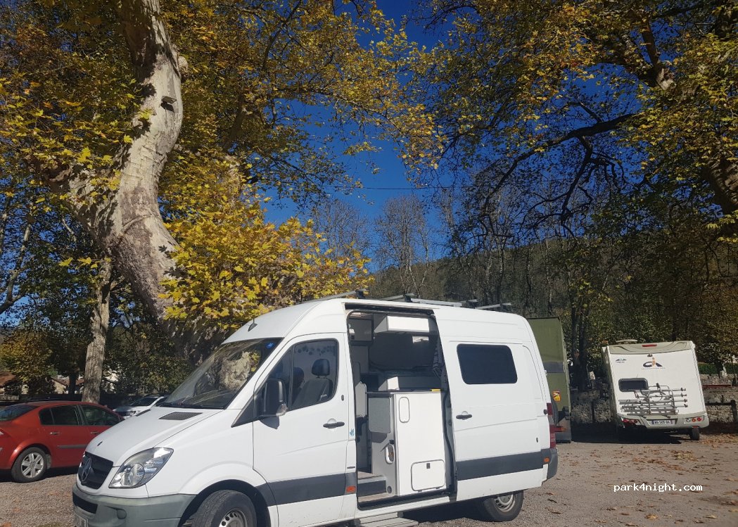 (09140) Oust - 210 Illou — foto