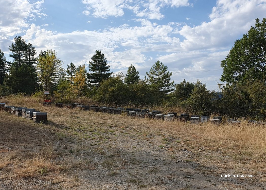 (07140) Gravières - Unnamed road — foto 2